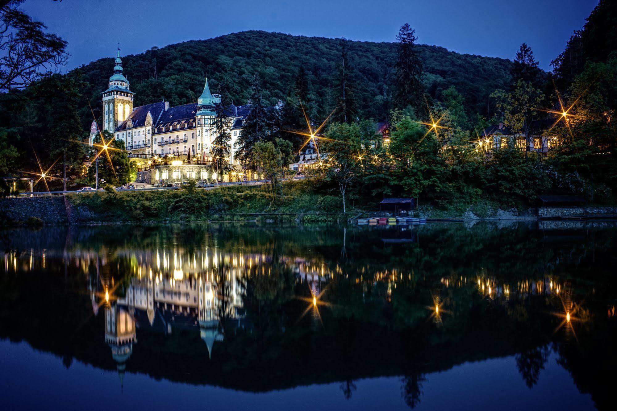 Hotel Palota Lillafured Luaran gambar